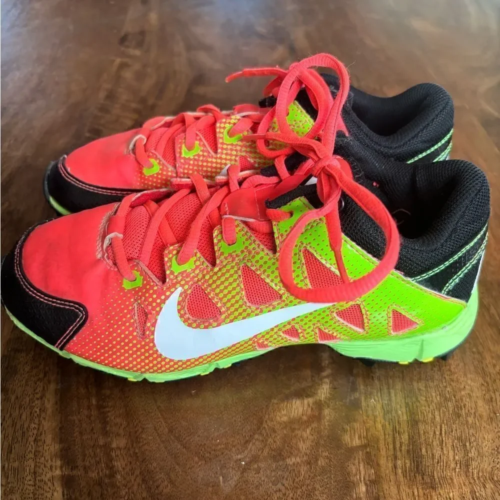 Unisex NIKE Hyper Diamond Youth Cleats size 3.5